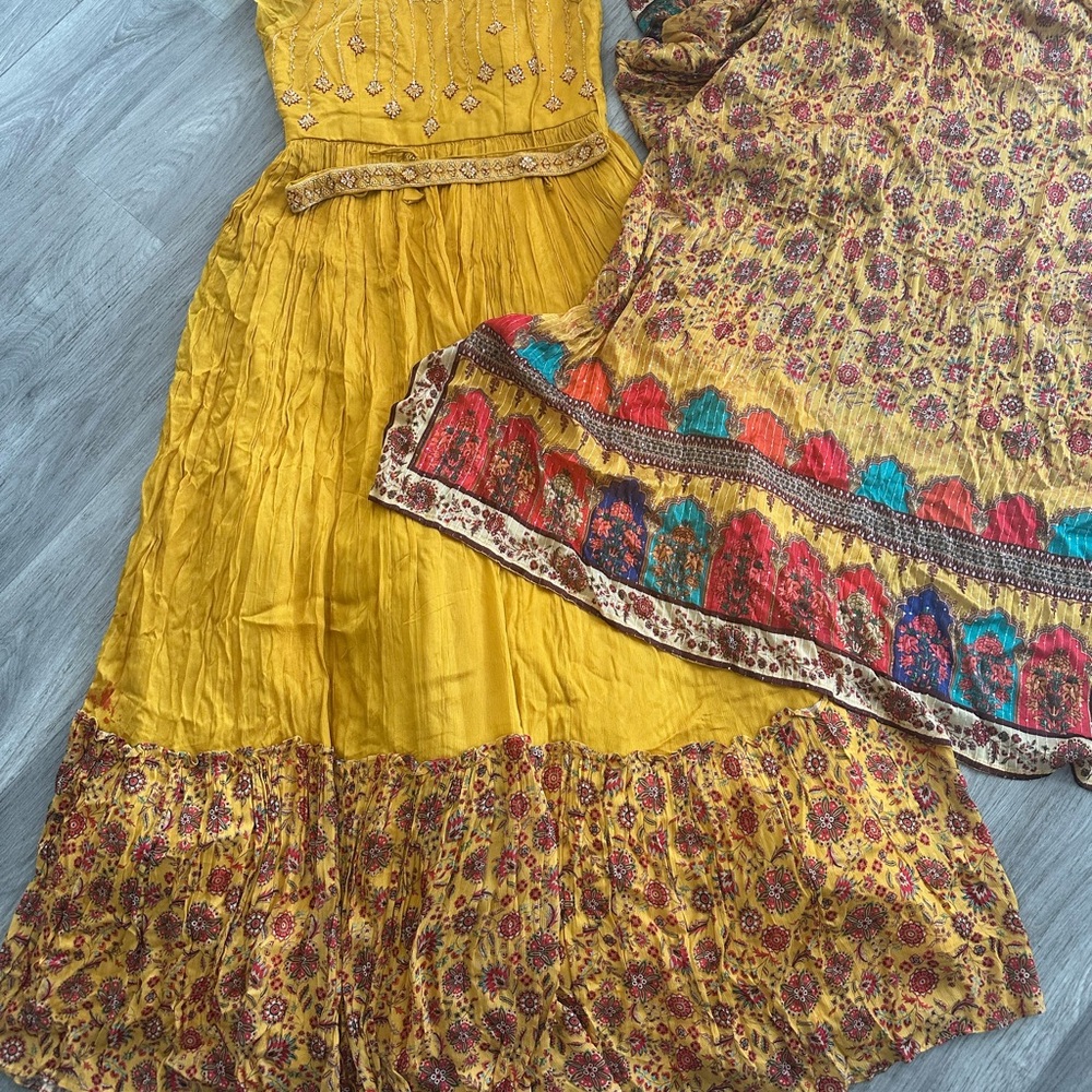All dress is new yellow dress wear single time other even not wear single time